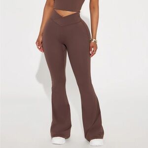 NWT fashionnova brown flare leggings
